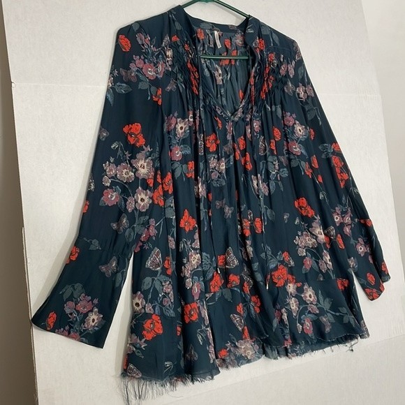 Free People Blouse, Floral Popover, Sheer, Raw Hem, Split Neck, XS - Picture 3 of 9